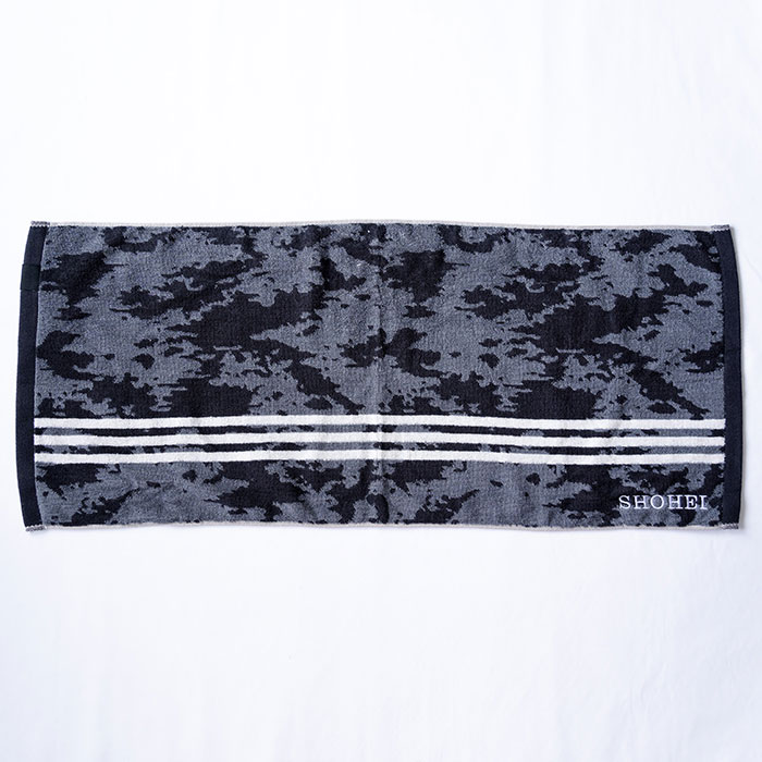 タオル　スポーツタオル　アディダス　誕生日　大会記念品　名前刺繍　名入れ　プレゼント　ギフト　 名入れ刺繍タオル ミリタリー柄 ハンター ADIDAS | 名入れギフトKARIN | 01
