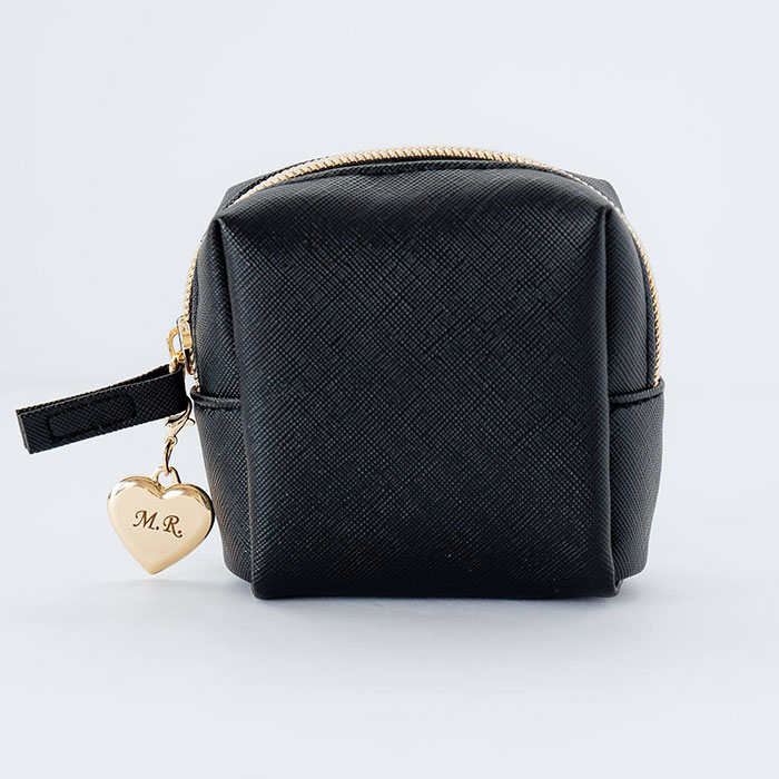 母の日　ポーチ　ケース　スクエアポーチ　チャーム　プレゼント　ギフト　誕生日　記念品　リングカラビナ付き スクエアポーチ 名入れ ハートチャーム 付き UL | 名入れギフトKARIN | 02