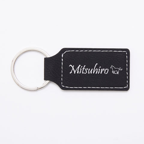 キーホルダー　レザー調　誕生日プレゼント　父の日　プレゼント　ギフト　レザー 名入れキーホルダー スクエア Laser | 名入れギフトKARIN | 01