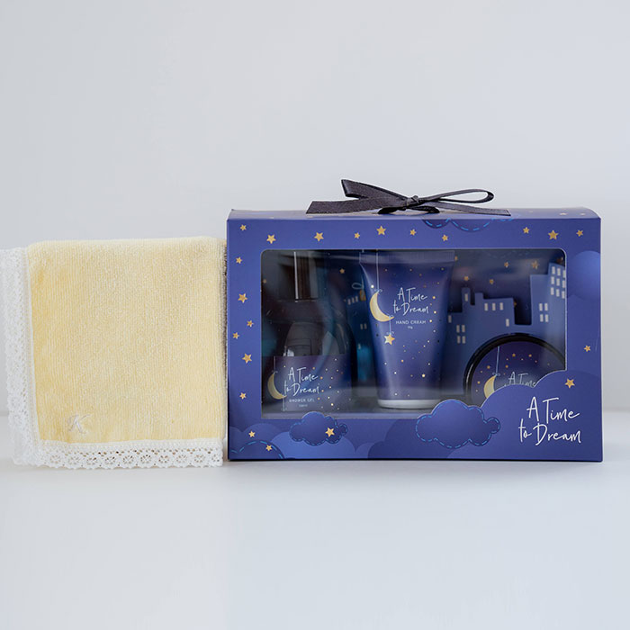 ハンカチ　ボディケアセット　名前刺繍　名入れ　プレゼント　ギフト　名入れ イニシャル ハンカチ レース ＆ A Time to Dream ボディケアセット　母の日 | 名入れギフトKARIN | 03
