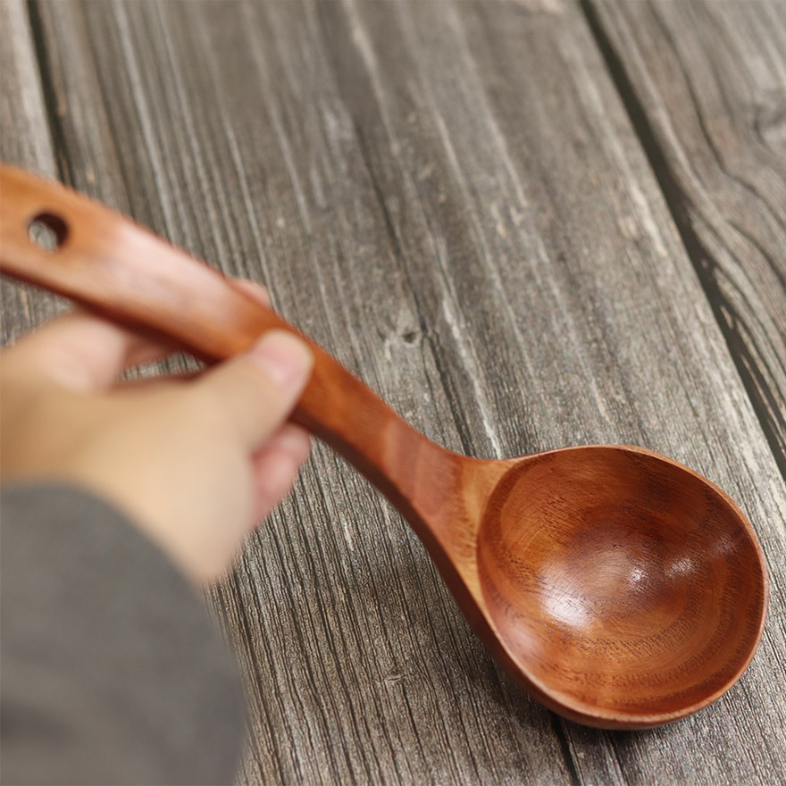 木製 お玉 吊り下げ キッチンツール 調理器具 おしゃれ かわいい キッチン用品 キッチングッズ おたま 鍋 味噌汁 シンプル レードル 万能 マルチ 取り分け 和 和食器 北欧