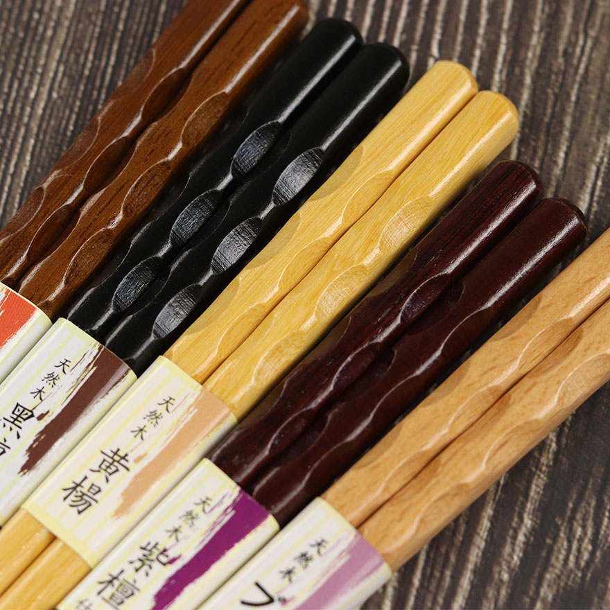 木製 彫刻箸スリ漆45膳セット 木製 彫刻箸スリ漆45膳セット卸売り