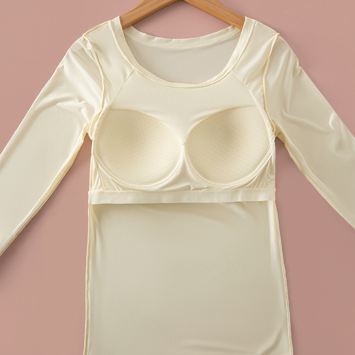 【送料無料】驚くほど伸びる、なのに締めつけずに美しくフィット