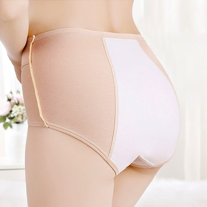 クロッチ部分は３重構造で透湿性、防水性が高いサニタリー♪