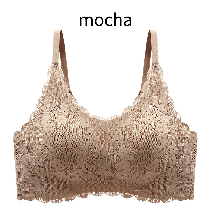 毎日着たくなる、花柄レース×シームレスブラ