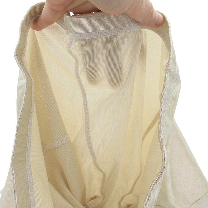 圧倒的存在感！視線釘付けキラキラ輝く個性派ロングボクサー