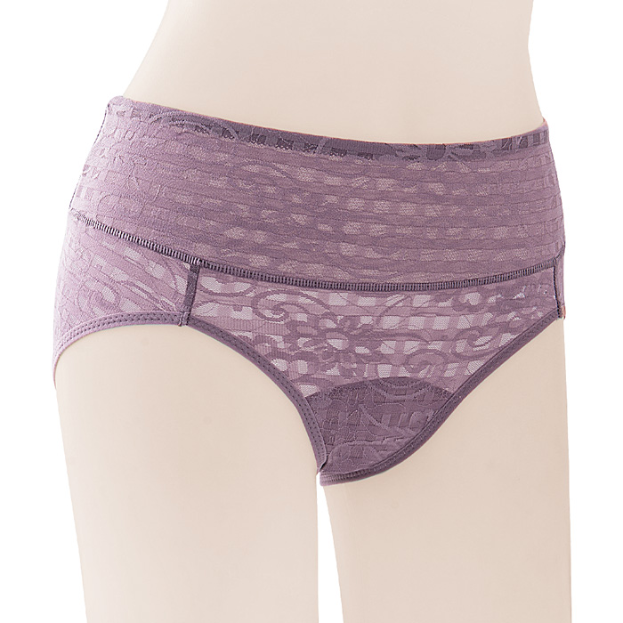 広い防水面で安心 薄手で通気性の良い生理用ショーツ