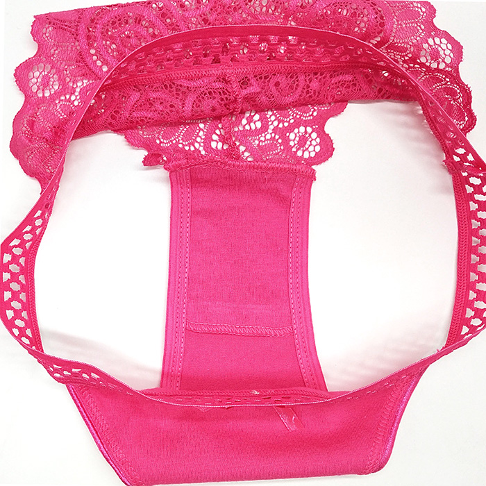 キラキラゴムとバックスタイルが美しいブラジリアンスタイル