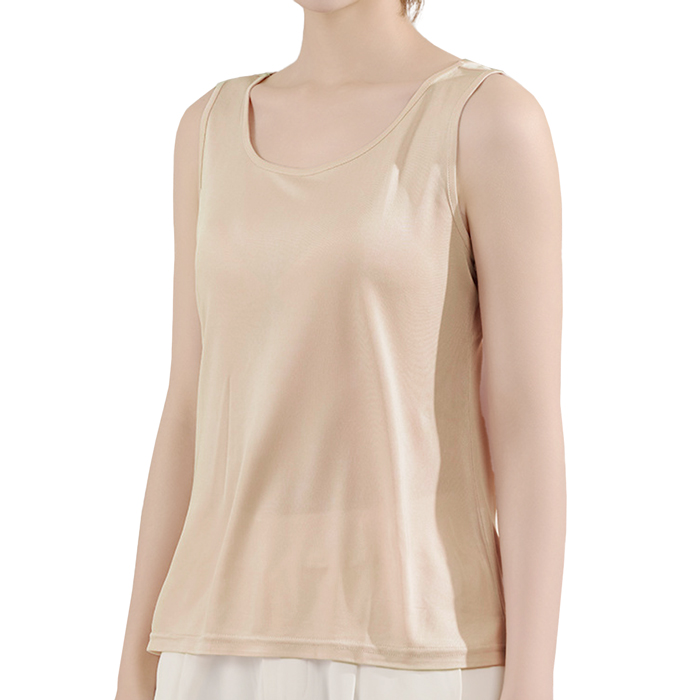 夏は涼しく、冬は暖かい!一度着たら戻れないSILKタンクトップ