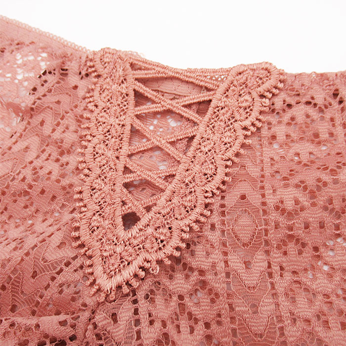 ヒップラインを美しく見せるブラジリアンショーツ