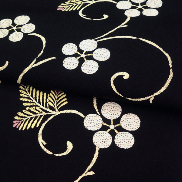 お仕立て付き【西陣織刺繍名古屋帯◆お更紗唐草】黒 白 グレー 銀 20%OFFセール 都（みやこ）名古屋帯 正絹 仕立て付き 西陣織 帯 新品