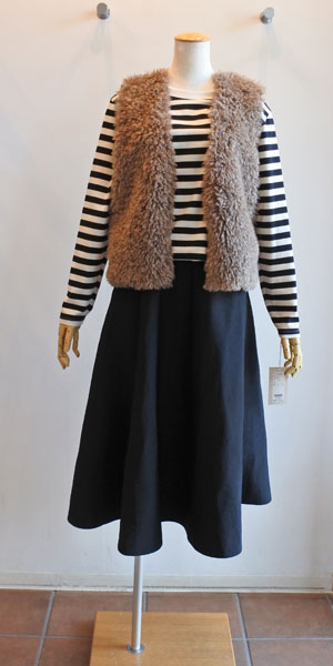 BEATRICE（ベアトリス） 異素材ドッキングベスト エコファー フェイク