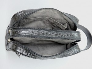 【タイムセール】 川彦　クロコダイル メンズ Wファスナーセカンドバッグ　黒 【Q1081481386】(38418円)