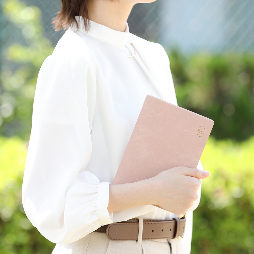 Y-Style ワーキングマザーの手帳 2026年 1月始まり 3月終わり B6 家族手帳 ファミリー手帳 ワーママ スケジュール帳 | YーStyle | 27