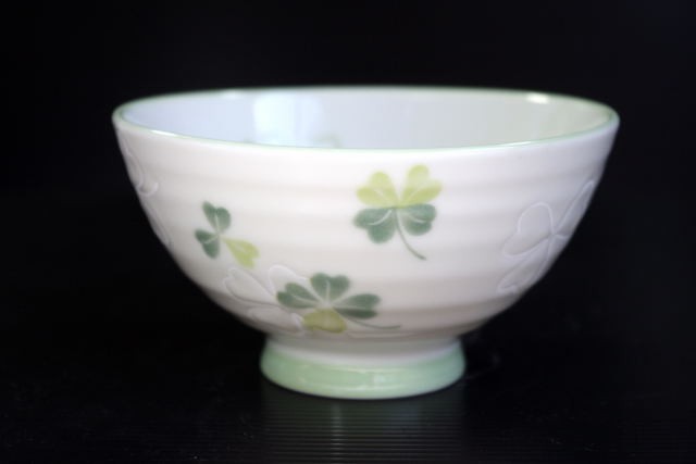 CW025 幸せのクローバー深口ご飯茶碗 [美濃焼/日本製/陶磁器