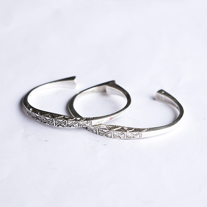 TUAREG JEWELRY トゥアレグジュエリー A20 バングル シルバー