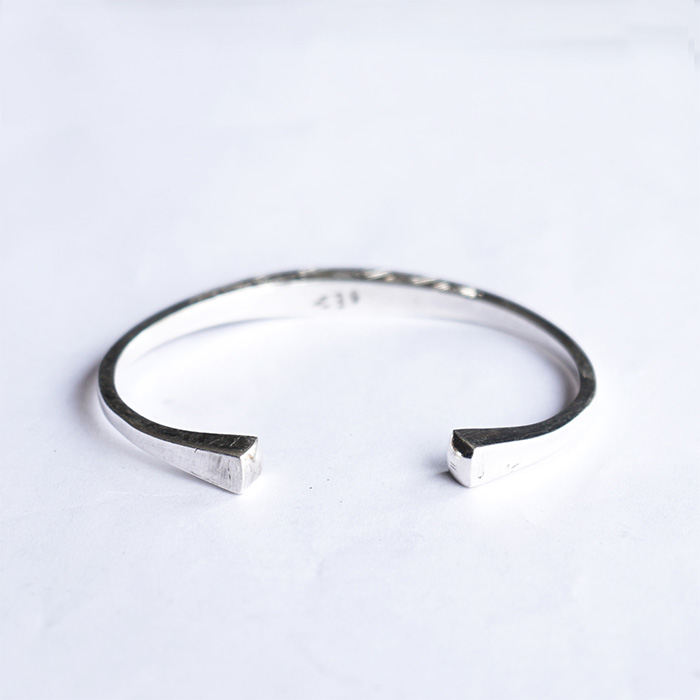 TUAREG JEWELRY トゥアレグジュエリー A20 バングル シルバー