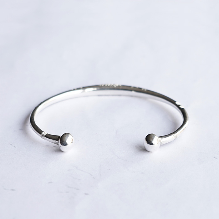 TUAREG JEWELRY トゥアレグジュエリー A15 バングル シルバー