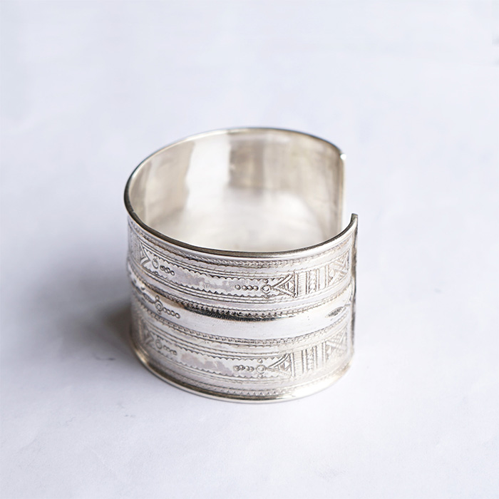 トゥアレグジュエリー シルバーバングル925 TUAREG JEWELRY トゥアレグジュエリー A4 バングル シルバー