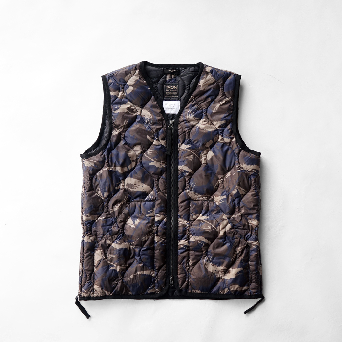 TAION タイオン MILITARY W-ZIP V NECK DOWN VEST -SOFT SHELL