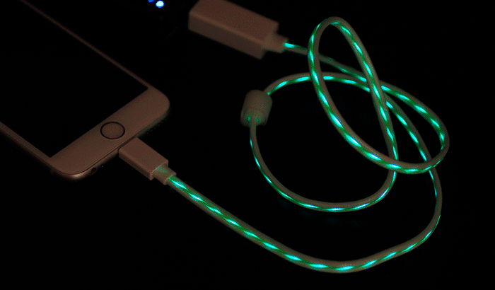 电流の大きさがledの动きの速さで表现され,视覚的な演出を実现.