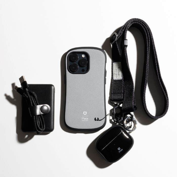 【新】[iPhone 2023 6.1inch 2Lens専用]iFace First Class Senseケース(ブラック)