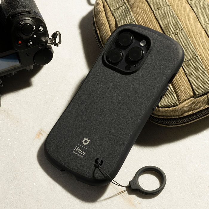 【新】[iPhone 2023 6.1inch 2Lens専用]iFace First Class Senseケース(ブラック)