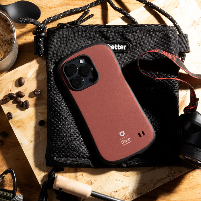 【新】[iPhone 2023 6.1inch 2Lens専用]iFace First Class Senseケース(ブラック)