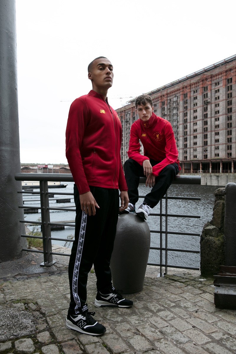 New Balance リバプール SIGNATURE ゲームジャケット 【NewBalance