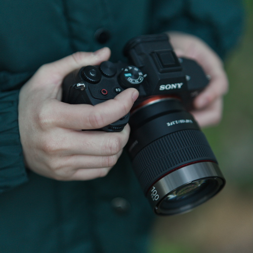 即配 (KT) V-AF 100mm T2.3 ソニーEマウント SAMYANG サムヤン