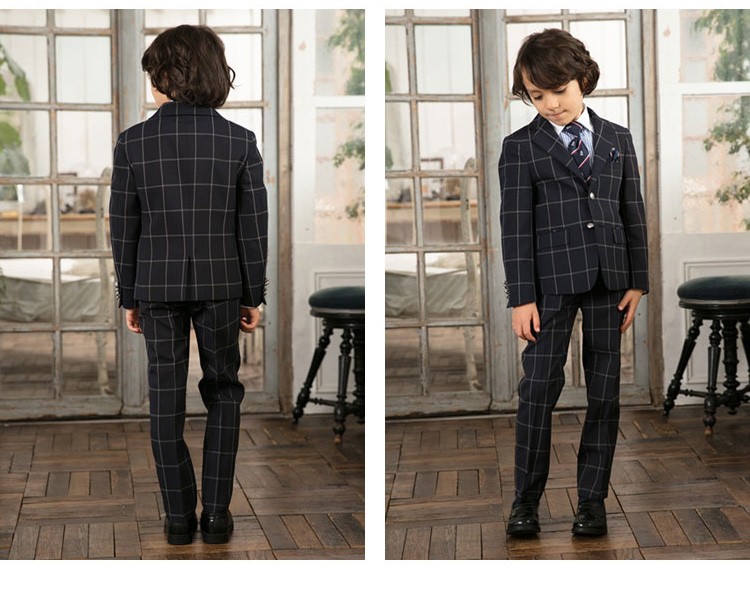 送料無料 超美品 Overjoyed 春夏物 2つボタン 130cm キッズ フォーマル ブレザー 入学式 冠婚葬祭 卒園式 男の子 礼服 結婚式 葬式 最新最全の キッズ 送料無料 超美品 Overjoyed 春夏物 2つボタン 130cm キッズ フォーマル ブレザー 入学式 冠婚葬祭 卒園式 男の子 礼服 結婚式 葬式 最新最全の キッズ