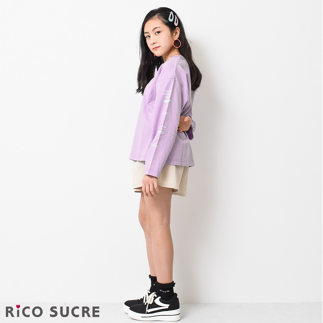RiCO SUCRE 子供服 女の子 筆記体ロゴ ロングTシャツ トップス