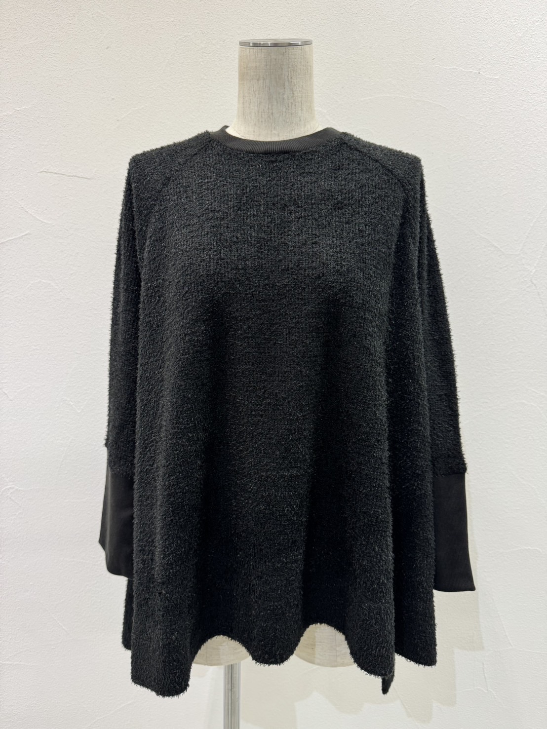 CYAN TOKYO シアン シアントウキョウ フリンジヤーンオーバーブラウス