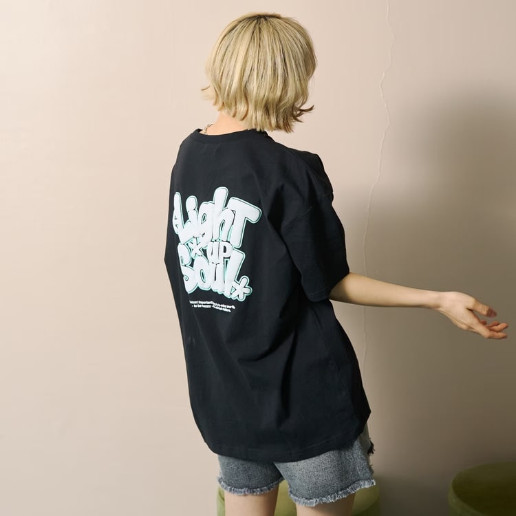 LOVETOXIC 送料込み 半袖Tシャツ バックロゴ 綿100% ラブトキシック