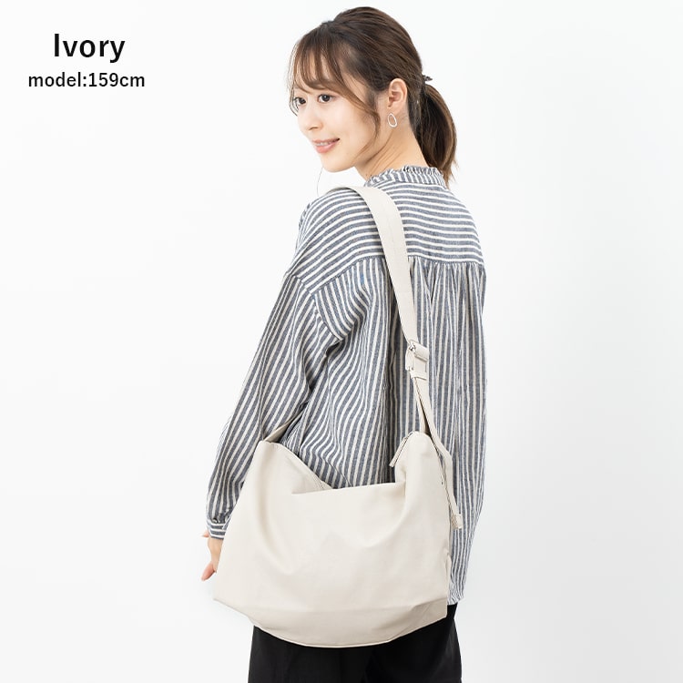 Legato Largo ショルダーバッグ レディース 大きめ a4 斜め掛け 大人  