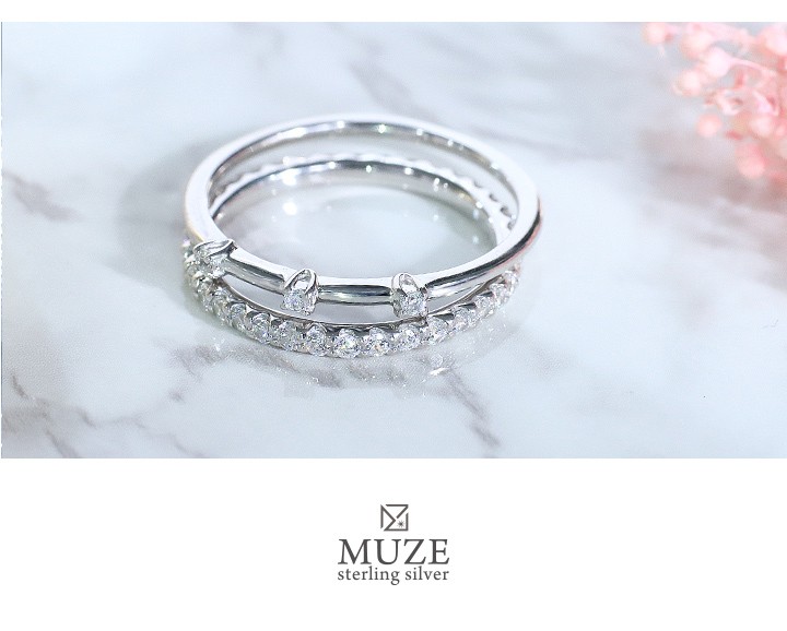 MUZE JEWELRY 指輪 極細 ピンキーリング SV925 3石 プラチナ