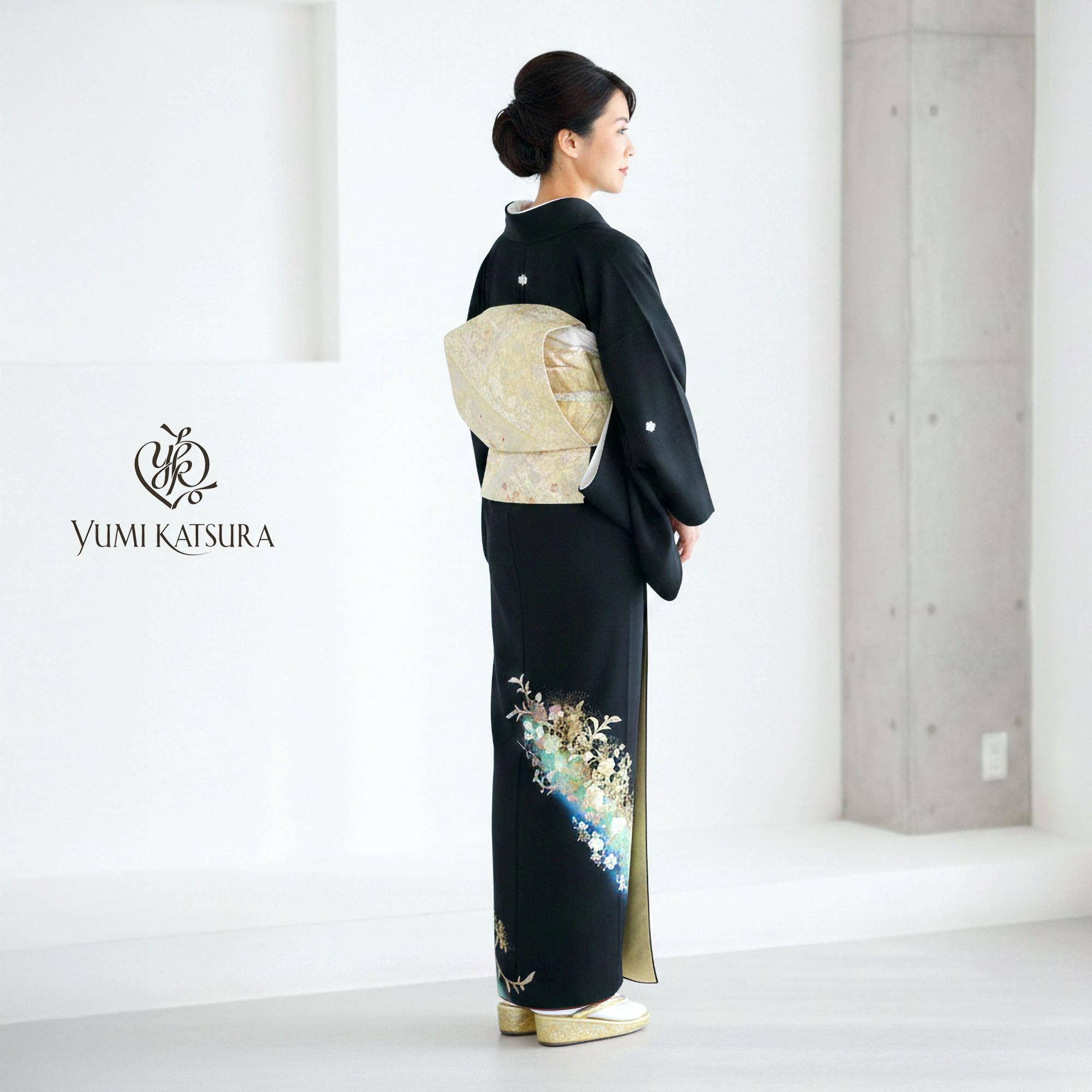 NISHIORI 桂由美 ブランド レンタル商品 黒留袖 フルセット 薔薇 青