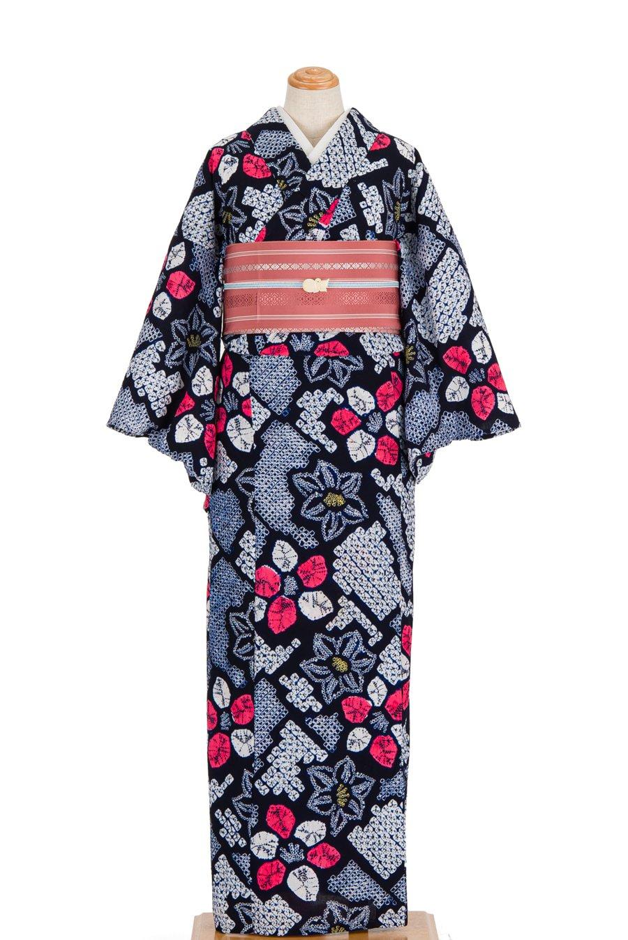 有松絞り浴衣　花模様