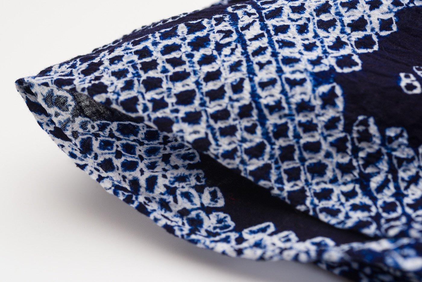 有松絞り浴衣 曲線に花模様 夏着物 浴衣 有松鳴海本絞り 曲線に