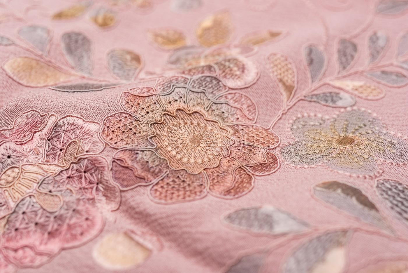 付下げ 正絹 汕頭刺繍 辻が花 麻の葉 灰桜色 ニュアンスピンク 令和感 美品 訪問着 汕頭刺繍 辻が花模様 : 新品・リユース着物の通販 からん Yahoo