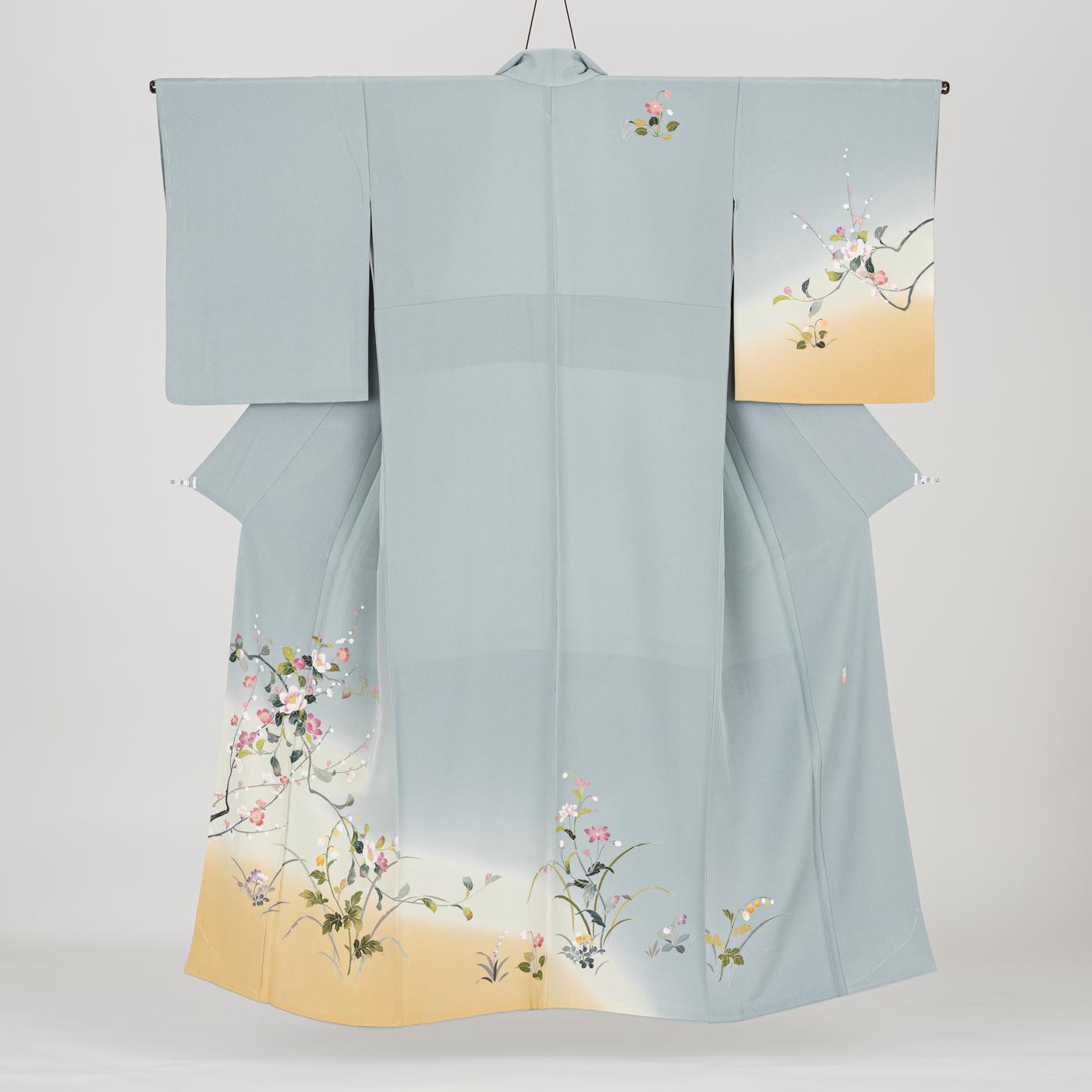 未使用品 訪問着 ベージュ ブラウン濃淡 綸子地 枝花 身丈161.5cm 正絹 未使用品 訪問着 ベージュ ブラウン濃淡 綸子地 枝花 身丈161.5cm 正絹