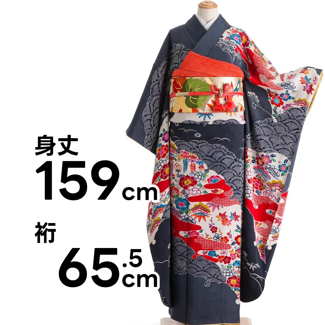 振袖　大雪輪に四季花　紅型