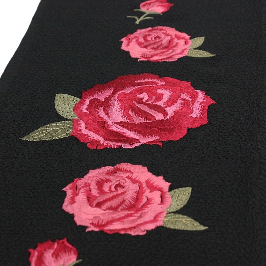 半衿 半襟 成人式 刺繍 黒 薔薇 バラ 金糸 おしゃれ半衿 モダン ちりめん ポリエステル エレガント お洒落着 振袖にも K37 K37 着物ちどり 通販 Yahoo ショッピング
