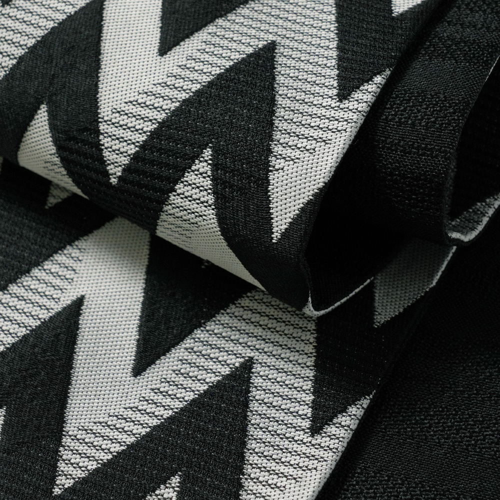 撫松庵 半幅帯 シェブロンストライプ 黒 グレー モノトーン