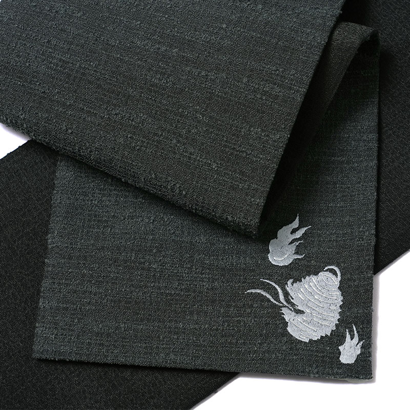 撫松庵 半幅帯 妖怪円陣刺繍 グレー 黒 オバケ ワンポイント シンプル