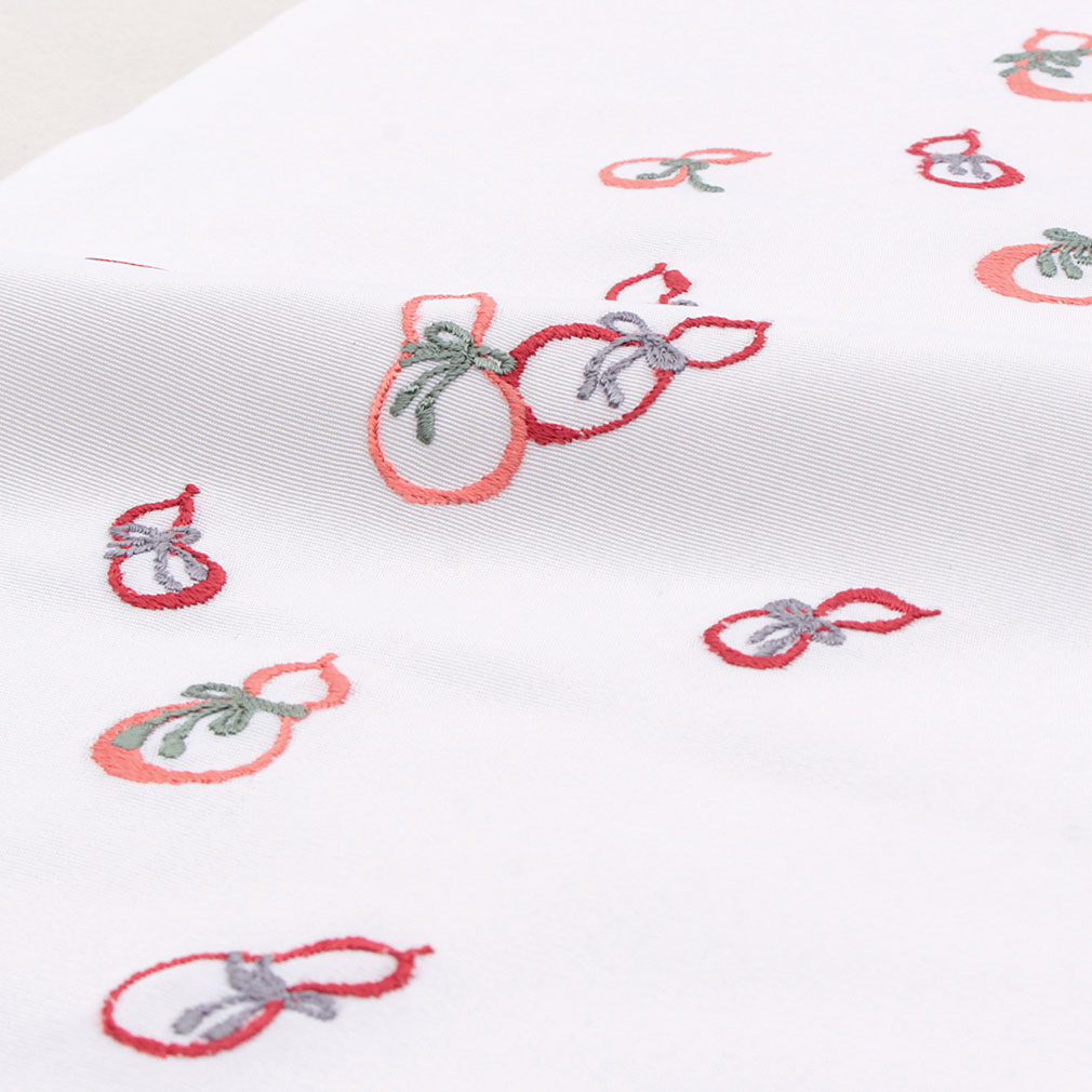 刺繍半襟