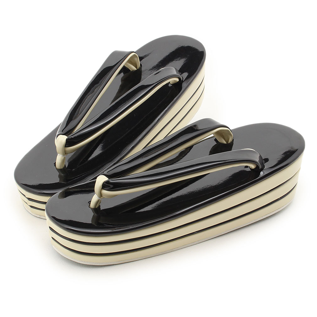 Kisste（キステ） 成人式 振袖 草履 フリーサイズ L LL 黒 赤 クリーム