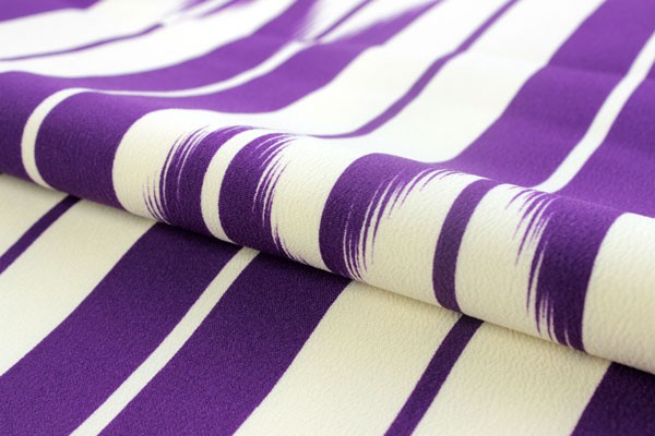 二尺袖着物 袴用着物 クリーム地矢絣柄 フリーサイズ 卒業式 女性 着物