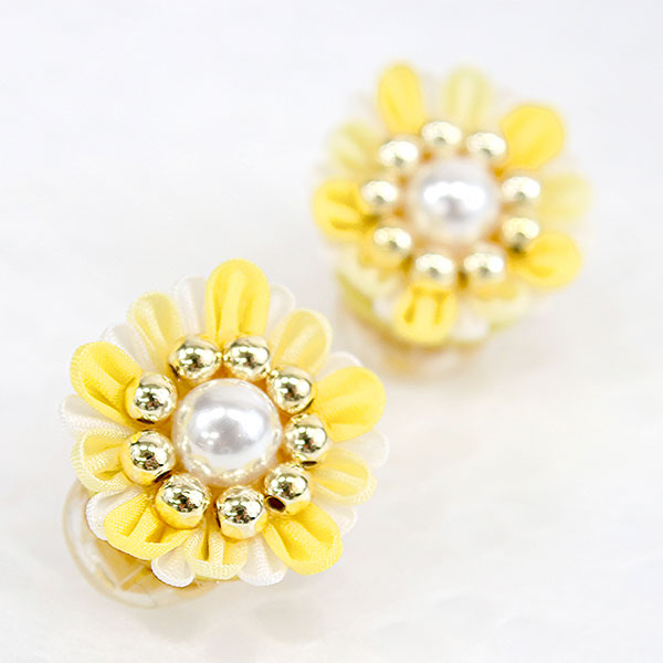 つまみ細工 ピアスのおすすめ人気商品一覧 通販 - Yahoo!ショッピング