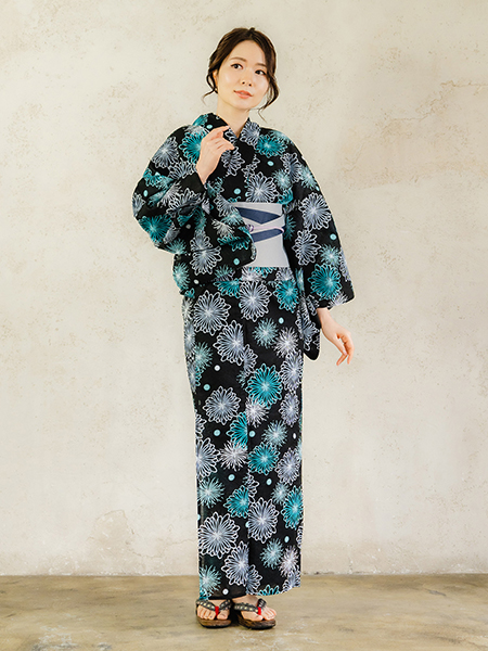 浴衣 単品 レディース 黒地 菊 青 単品 フリーサイズ 大人 ゆかた yukata 綿 粋 レトロ モダン 和装 和服 女性 夏祭り 花火大会｜kimono-kyoukomati｜02